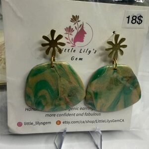 Handmade big‎ dangly green earrings